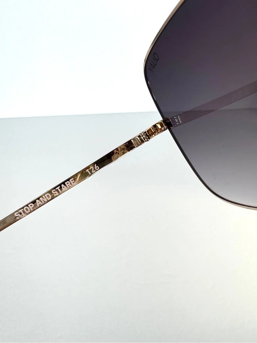 QUAY AUSTRALIA Stop And Stare Sunglasses